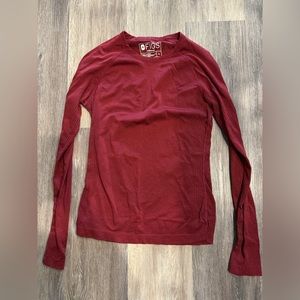 figs performance underscrub top